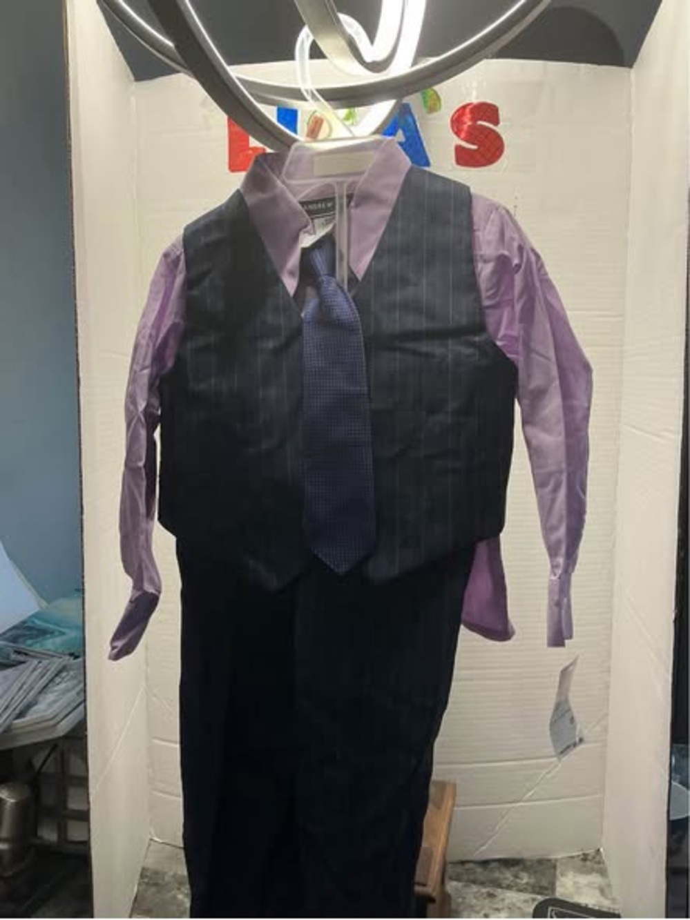 Brand new Andrew Fezza boys 4 piece Size 2t suit